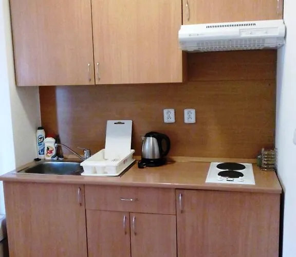 C. 8 Skalka Donovaly